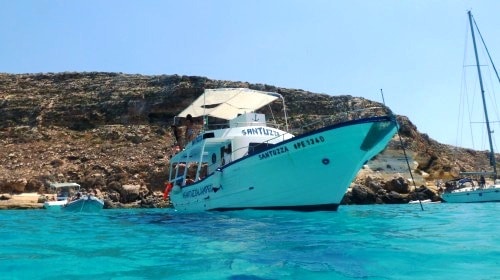 Giro in barca a Lampedusa