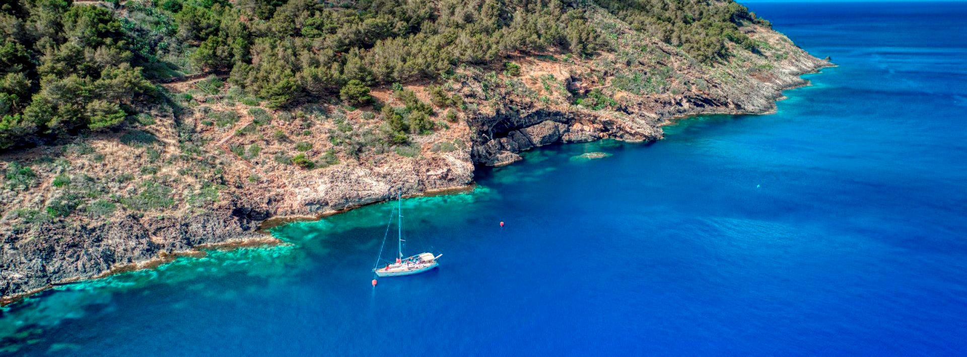 Crociera sub in barca a vela: Ustica / San Vito Lo Capo / Castellammare del Golfo